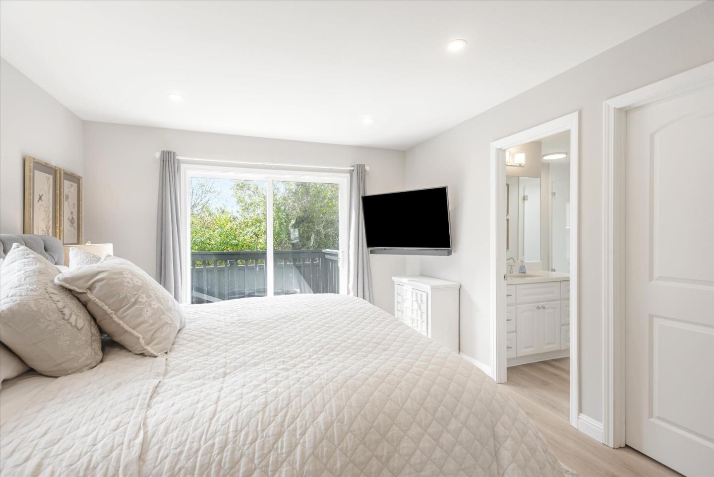 Detail Gallery Image 24 of 46 For 101 Creekside Dr #101,  Half Moon Bay,  CA 94019 - 2 Beds | 2 Baths