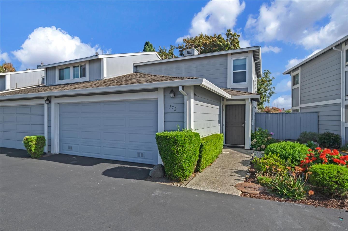 Detail Gallery Image 1 of 29 For 772 Woodgate Dr, San Leandro,  CA 94579 - 2 Beds | 1/1 Baths