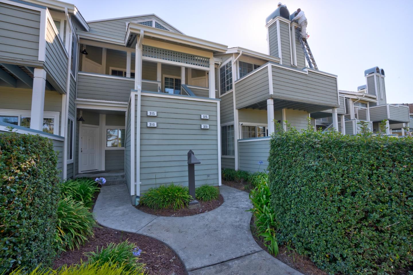 Detail Gallery Image 1 of 1 For 325 Troon Way, Half Moon Bay,  CA 94019 - 2 Beds | 2 Baths