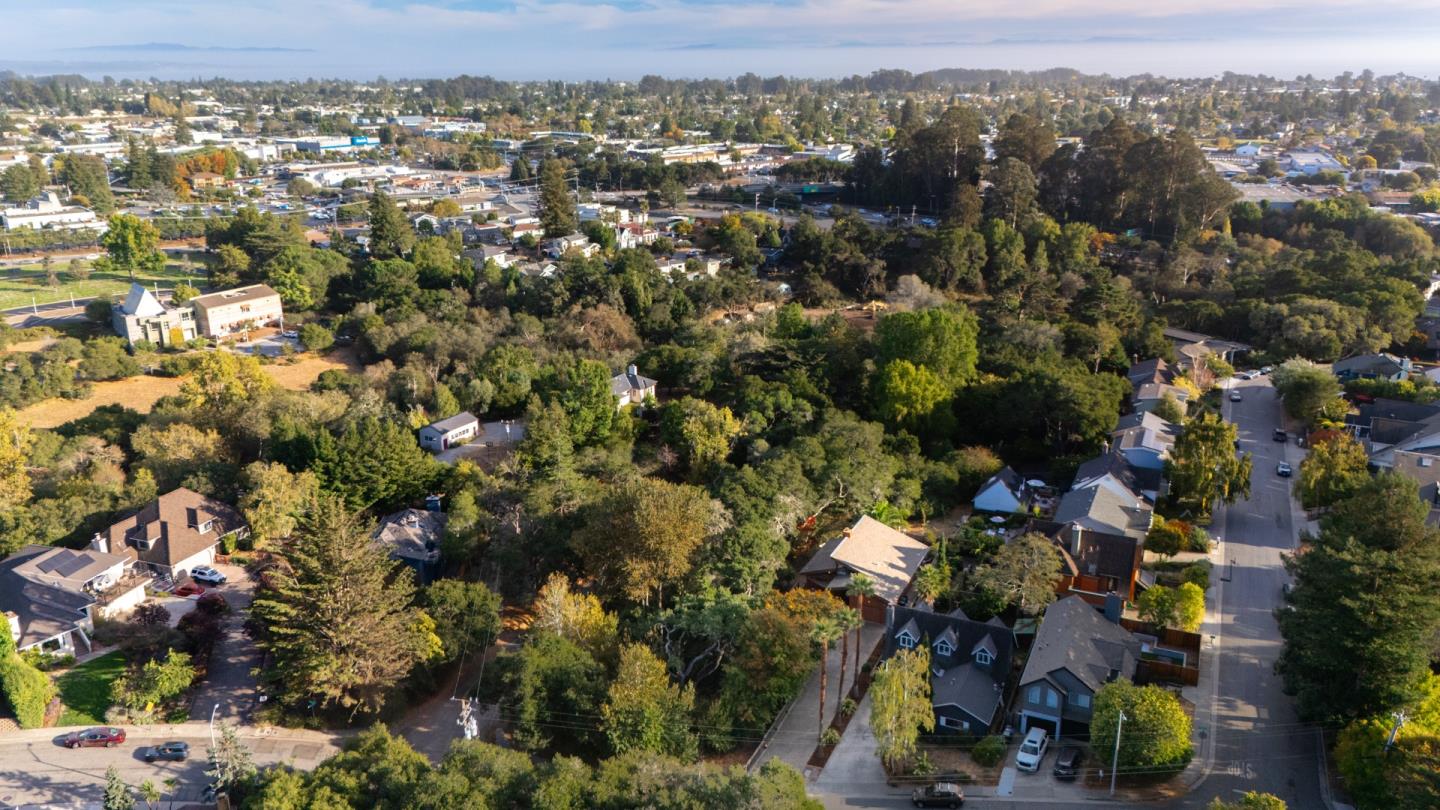 Detail Gallery Image 61 of 61 For 1208 Prospect Hts, Santa Cruz,  CA 95065 - 3 Beds | 2 Baths