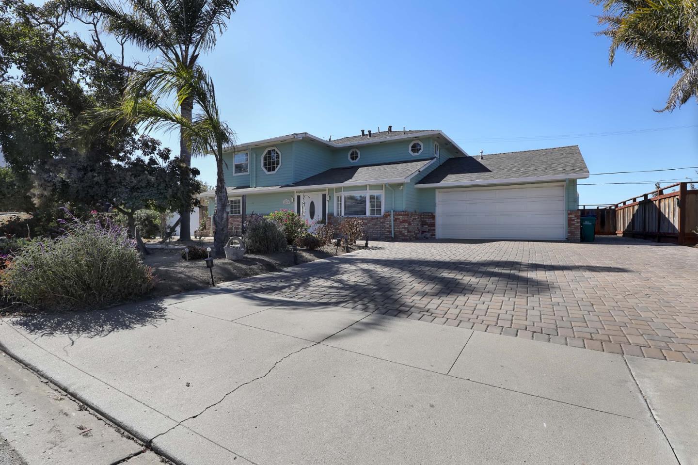 22020 Berry Drive, Salinas, California 93908, 5 Bedrooms Bedrooms, ,3 BathroomsBathrooms,Residential,For Sale,22020 Berry Drive,ML81983054