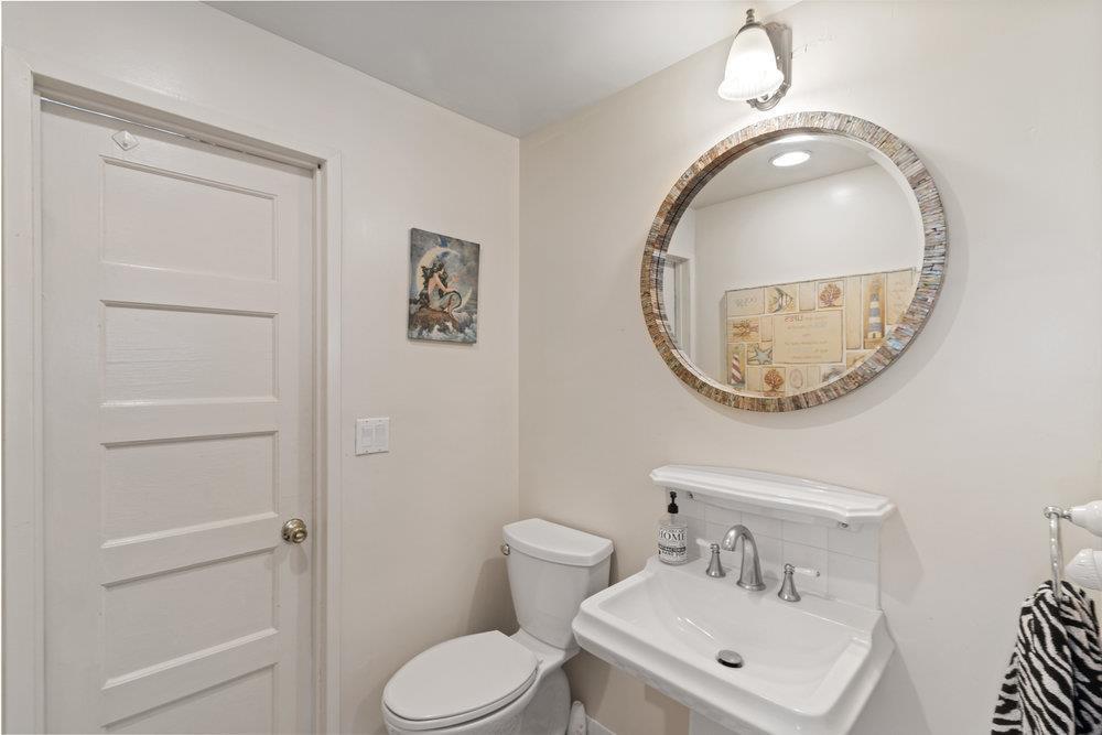 Detail Gallery Image 11 of 14 For 779 Mermaid Ave, Pacific Grove,  CA 93950 - 2 Beds | 1 Baths