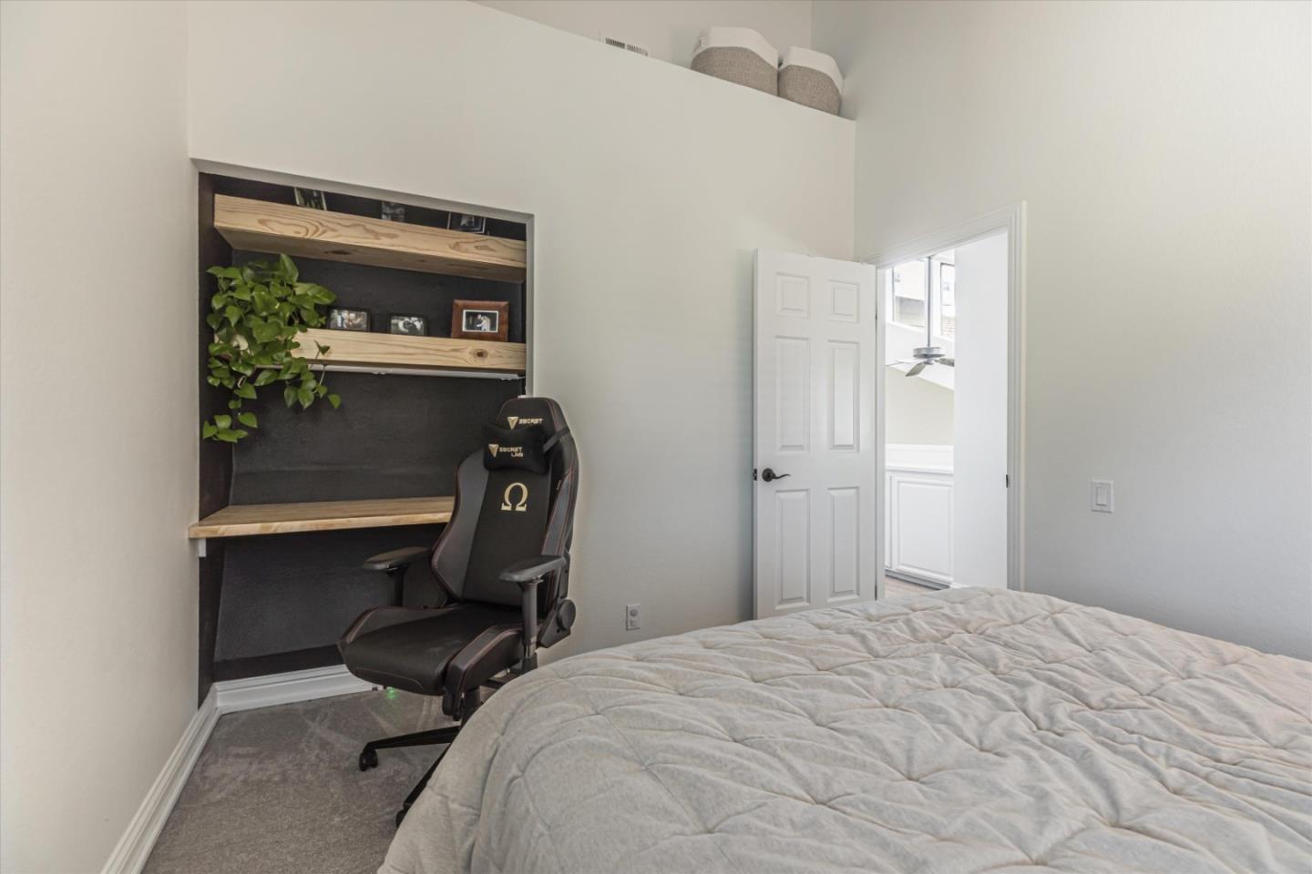 Detail Gallery Image 25 of 48 For 9470 Eagle View Way, Gilroy,  CA 95020 - 4 Beds | 2/1 Baths