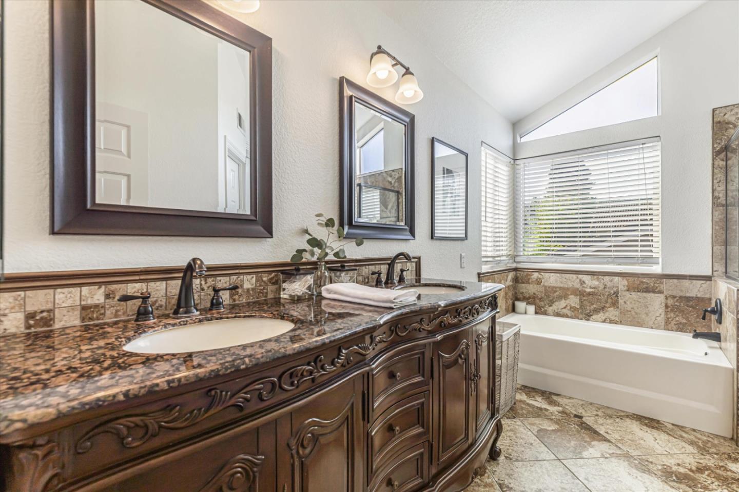 Detail Gallery Image 30 of 48 For 9470 Eagle View Way, Gilroy,  CA 95020 - 4 Beds | 2/1 Baths