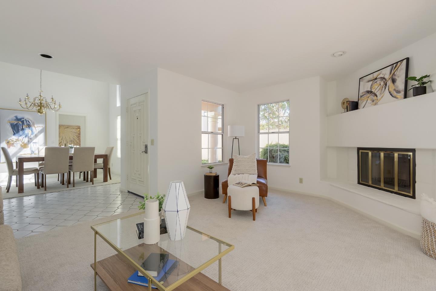 Detail Gallery Image 7 of 32 For 1209 Cuernavaca Circulo, Mountain View,  CA 94040 - 3 Beds | 2/1 Baths