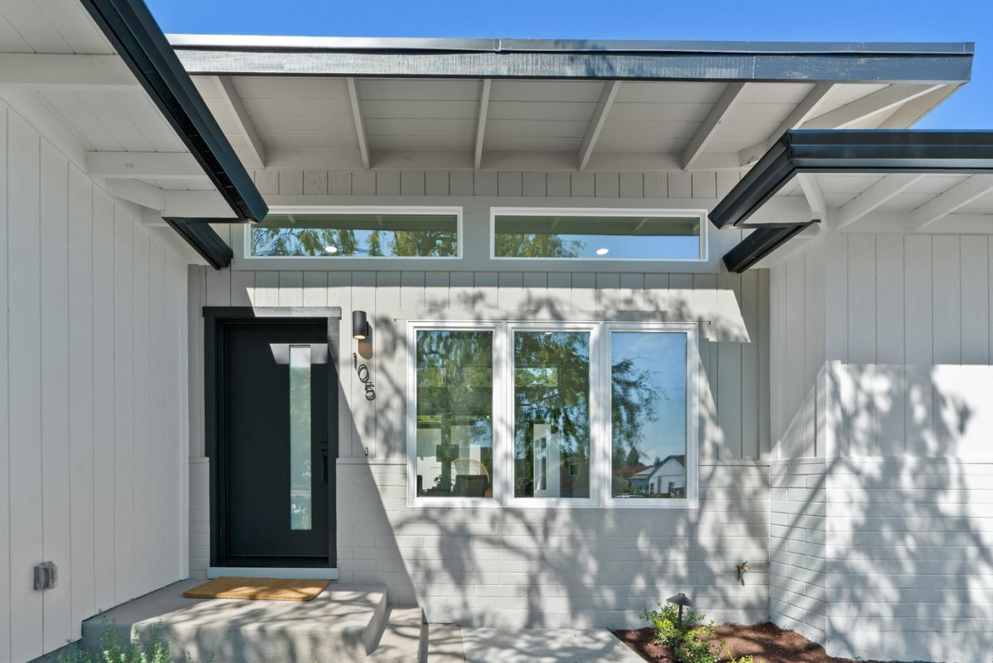 Detail Gallery Image 9 of 51 For 105 Allerton St, Santa Cruz,  CA 95065 - 3 Beds | 2 Baths