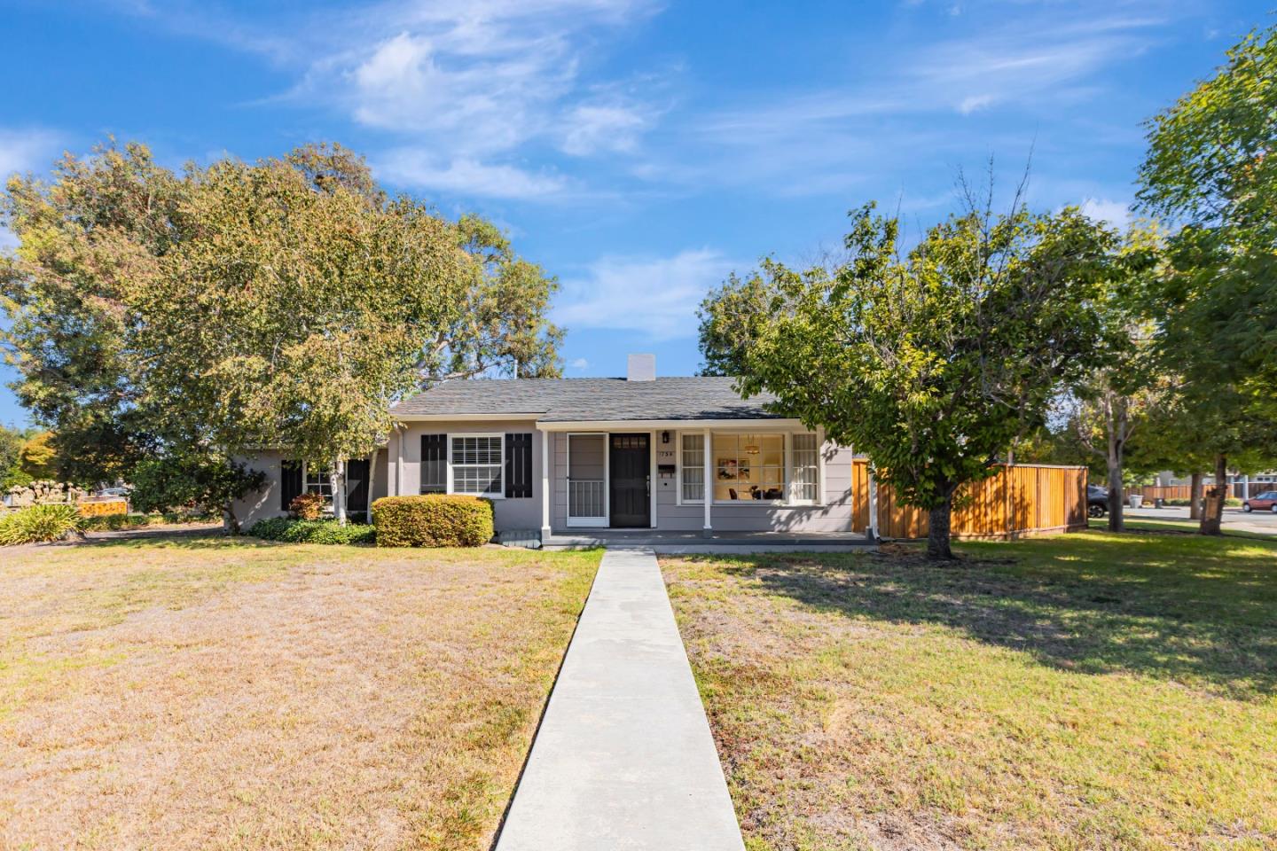 Detail Gallery Image 1 of 37 For 1759 Heatherdale Ave, San Jose,  CA 95126 - 2 Beds | 1 Baths