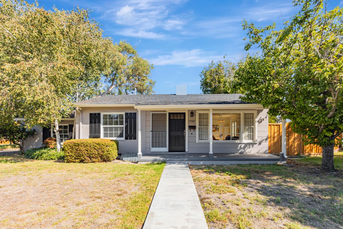 Detail Gallery Image 4 of 37 For 1759 Heatherdale Ave, San Jose,  CA 95126 - 2 Beds | 1 Baths