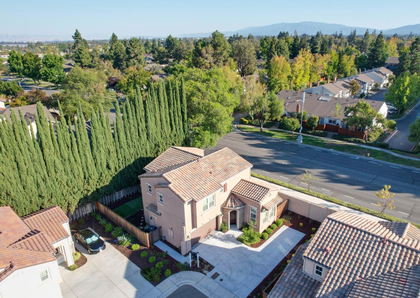 Detail Gallery Image 30 of 36 For 538 Madison Ter, Sunnyvale,  CA 94087 - 5 Beds | 3/1 Baths