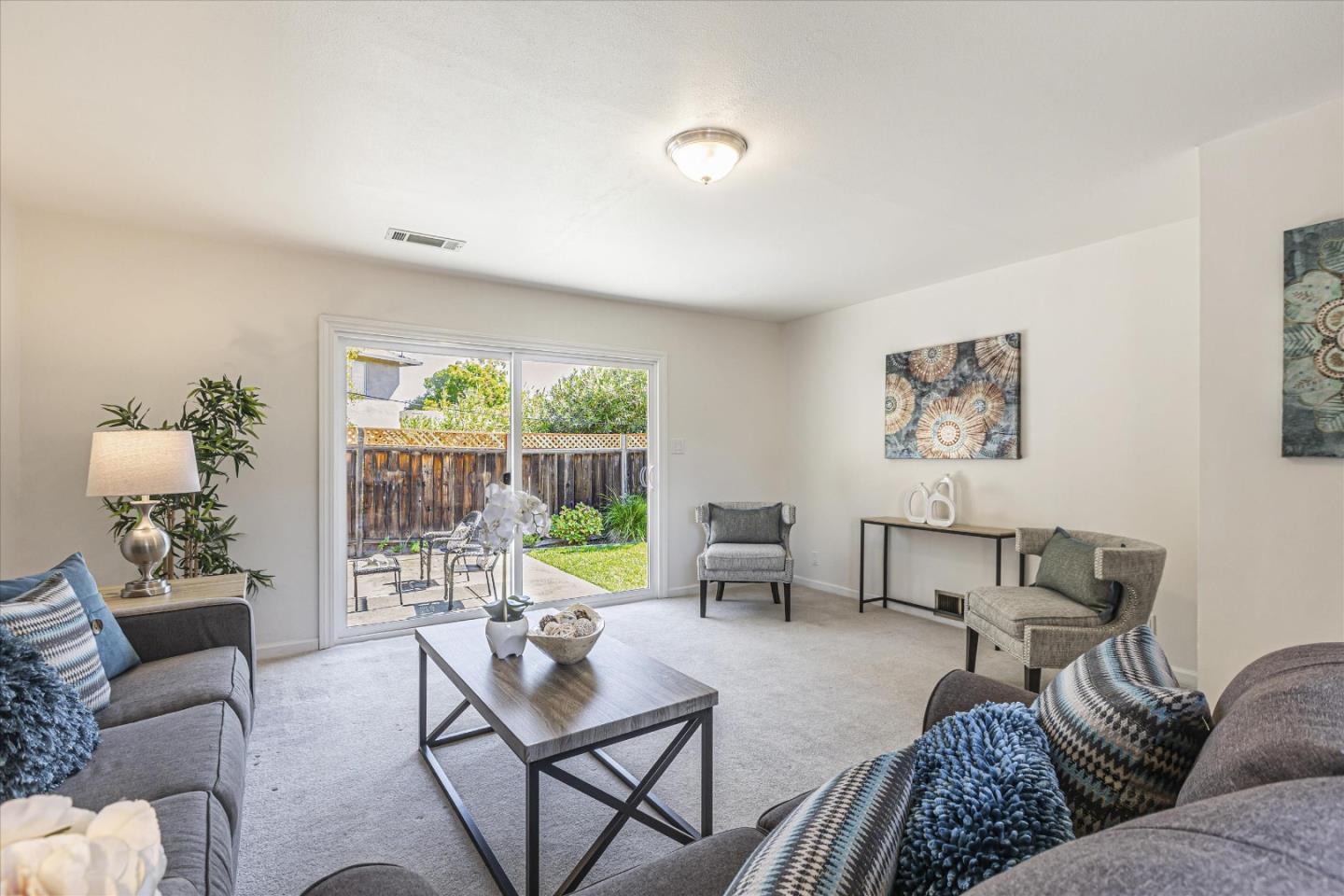 Detail Gallery Image 15 of 25 For 730 Nutmeg Ave, Sunnyvale,  CA 94087 - 3 Beds | 2 Baths