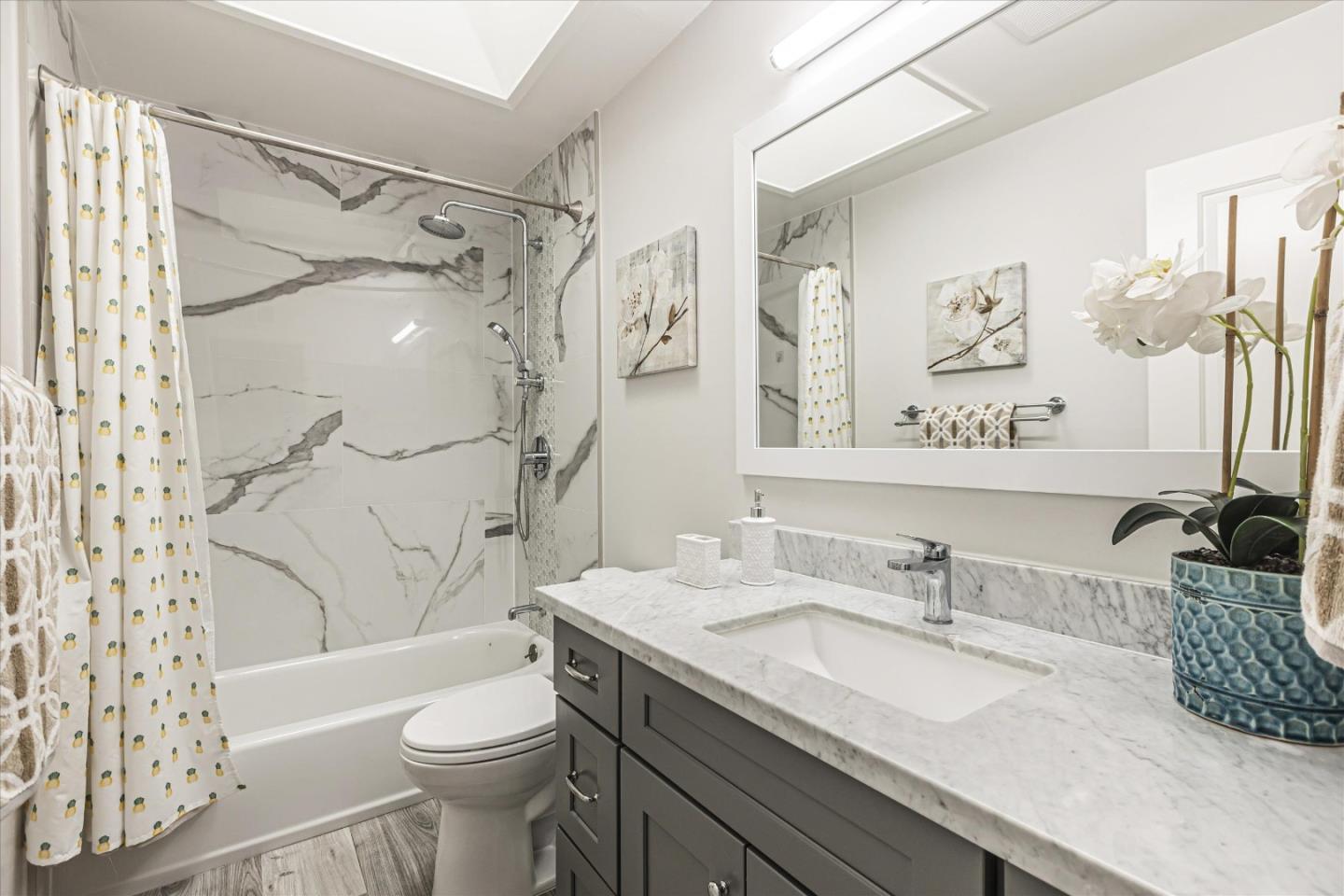 Detail Gallery Image 20 of 25 For 730 Nutmeg Ave, Sunnyvale,  CA 94087 - 3 Beds | 2 Baths