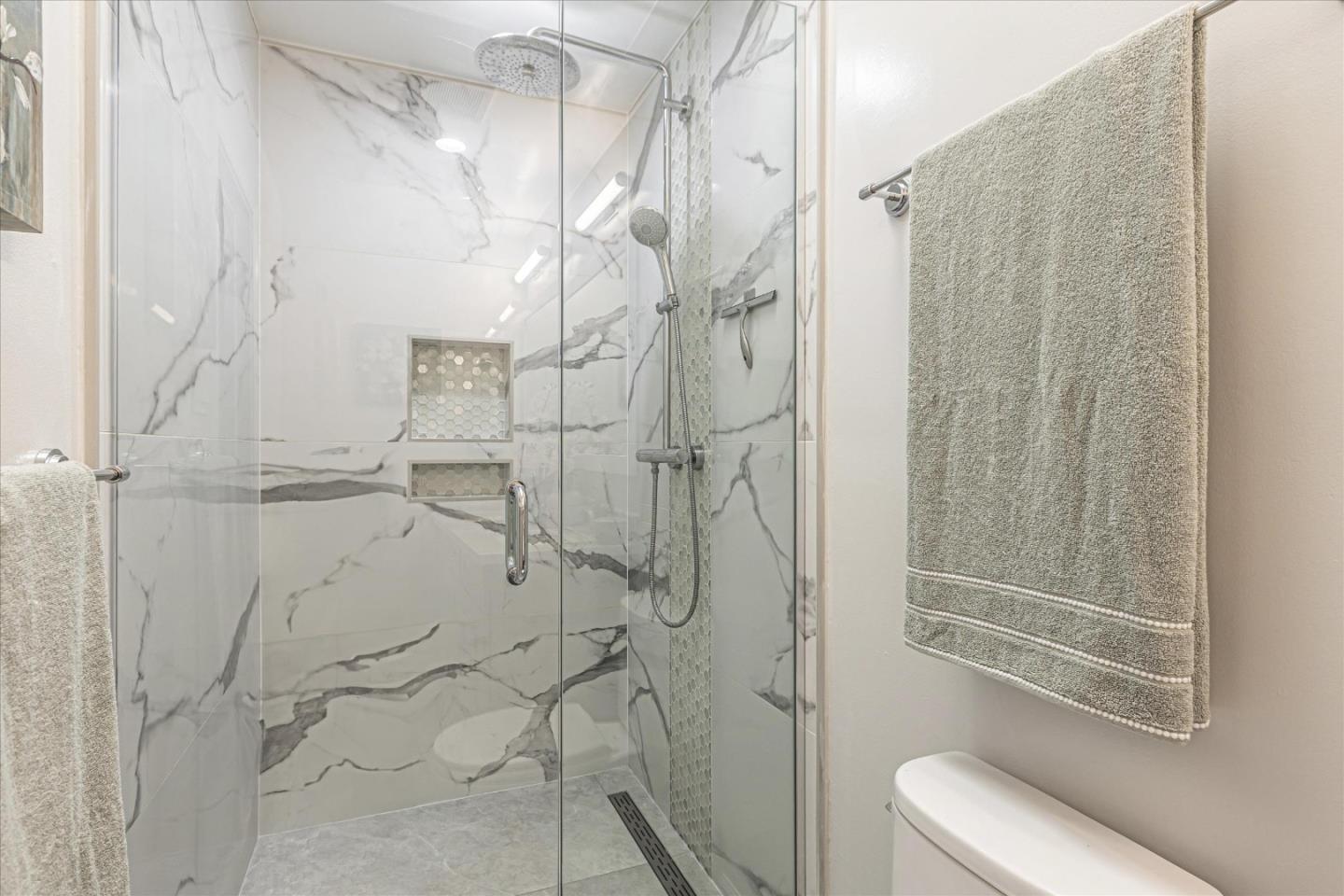 Detail Gallery Image 22 of 25 For 730 Nutmeg Ave, Sunnyvale,  CA 94087 - 3 Beds | 2 Baths