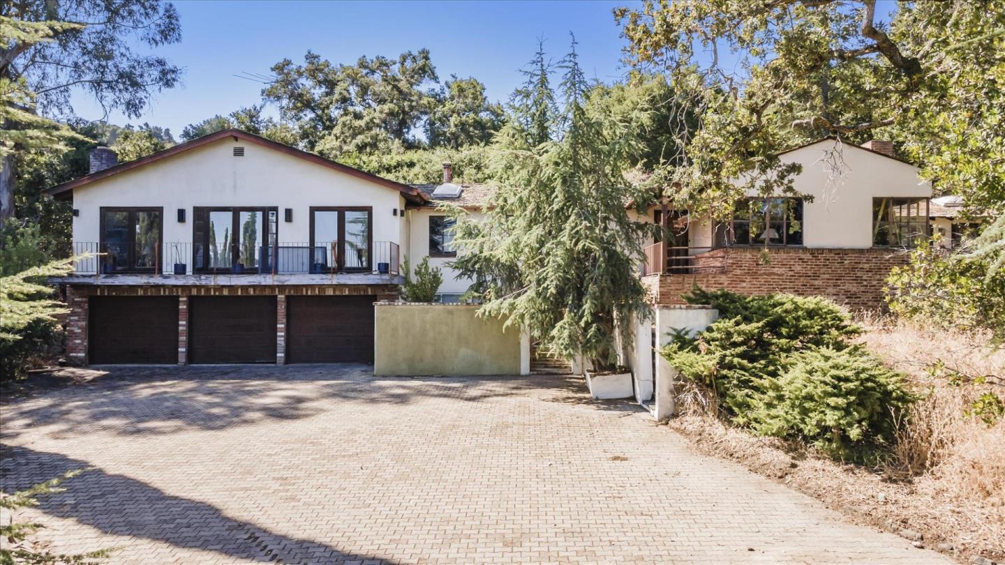 11090 Mora Drive, Los Altos Hills, California 94024, 4 Bedrooms Bedrooms, ,3 BathroomsBathrooms,Residential,For Sale,11090 Mora Drive,ML81983139