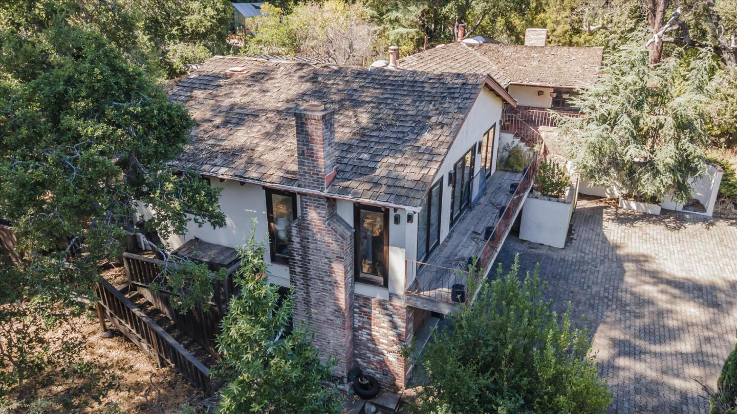 11090 Mora Drive, Los Altos Hills, California 94024, 4 Bedrooms Bedrooms, ,3 BathroomsBathrooms,Residential,For Sale,11090 Mora Drive,ML81983139