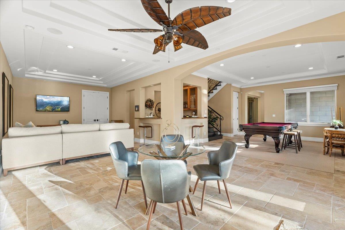 Detail Gallery Image 45 of 77 For 15315 Santella Ct, Los Gatos,  CA 95032 - 5 Beds | 6/1 Baths