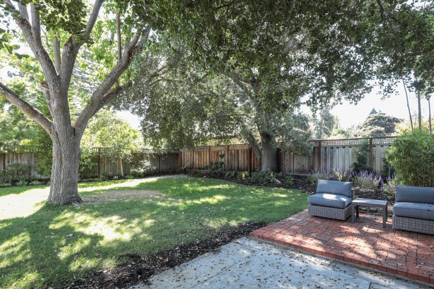 Detail Gallery Image 24 of 25 For 284 Langton Ave, Los Altos,  CA 94022 - 3 Beds | 2 Baths