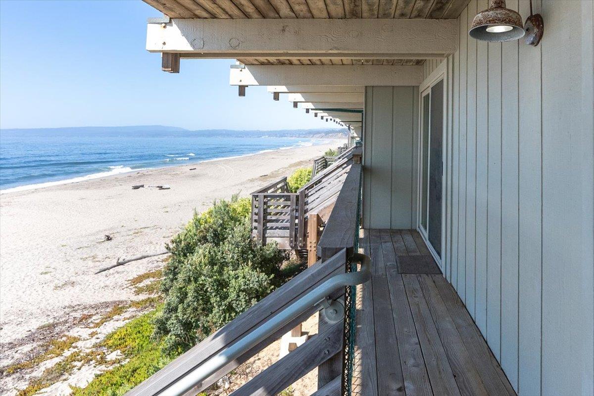 Detail Gallery Image 37 of 44 For 753 the Shoreline, La Selva Beach,  CA 95076 - 4 Beds | 4 Baths