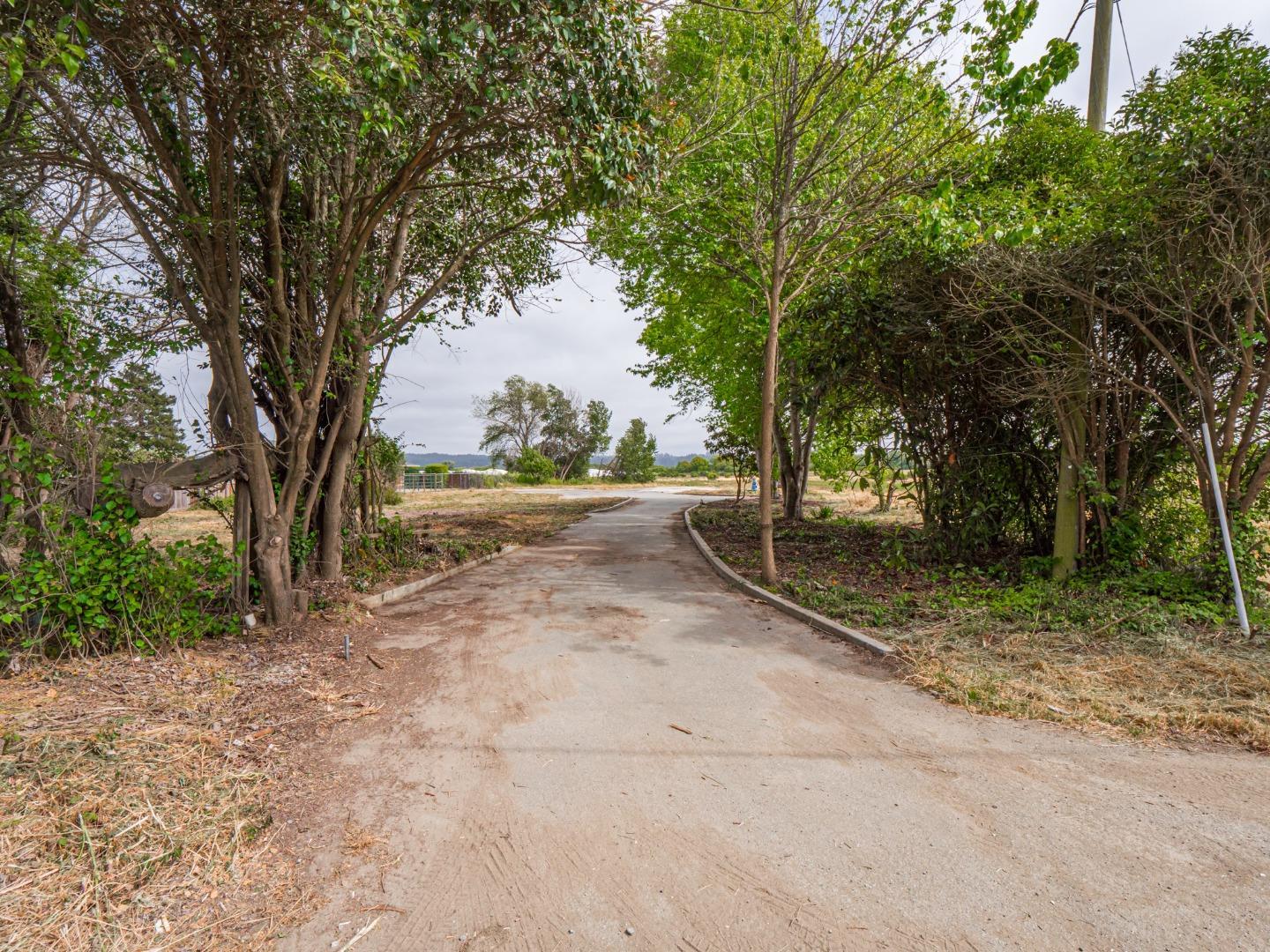 Detail Gallery Image 2 of 43 For 30 Riverside Rd, Watsonville,  CA 95076 - – Beds | – Baths
