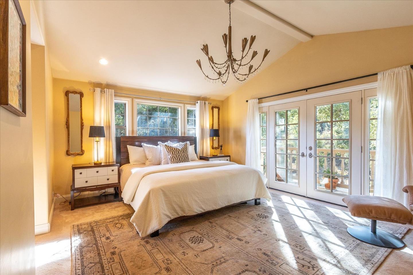 Detail Gallery Image 21 of 52 For 131 Calle El Padre, Los Gatos,  CA 95032 - 3 Beds | 3 Baths