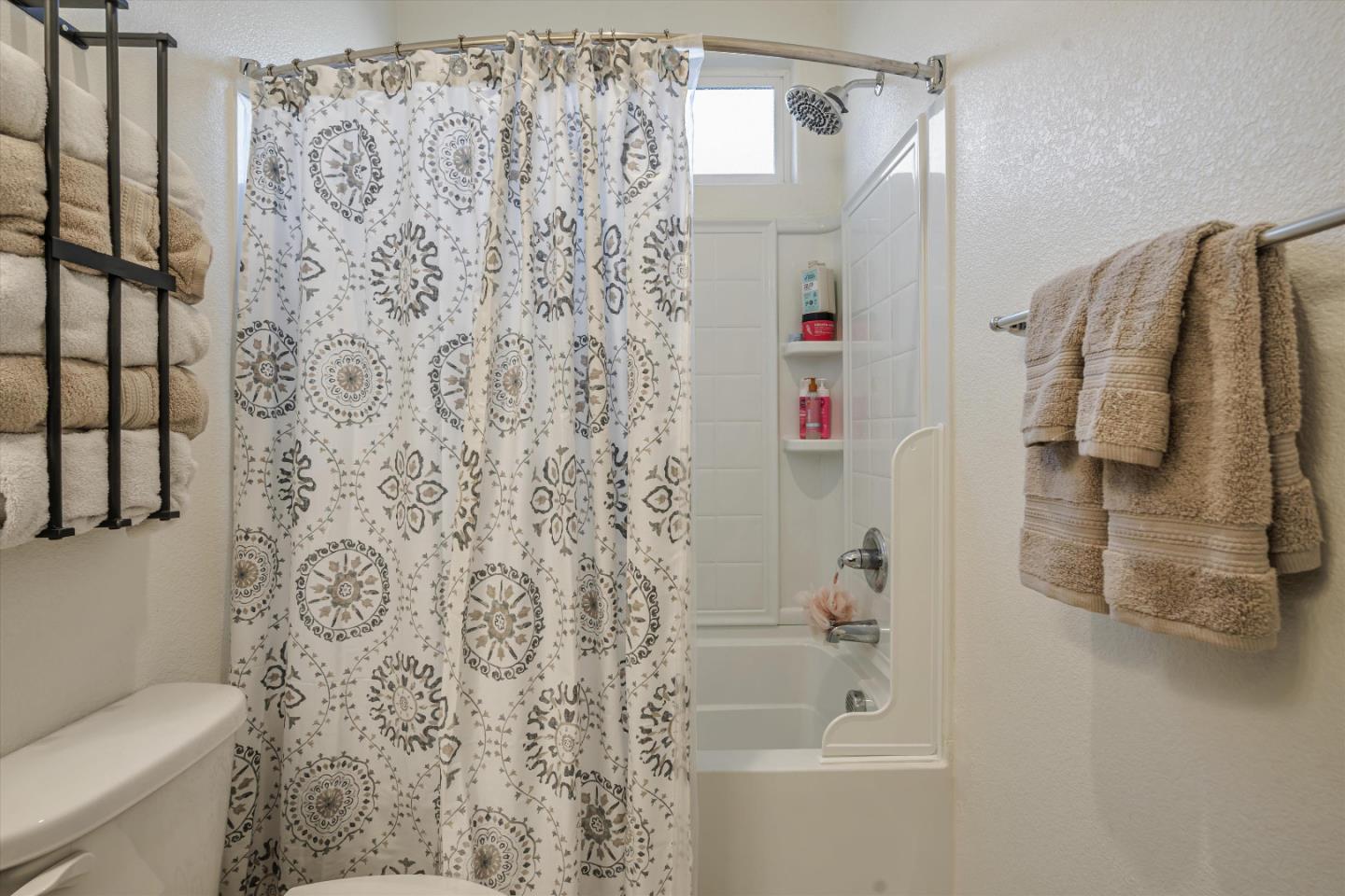 Detail Gallery Image 33 of 56 For 5234 Medea Way, Antioch,  CA 94531 - 4 Beds | 2 Baths