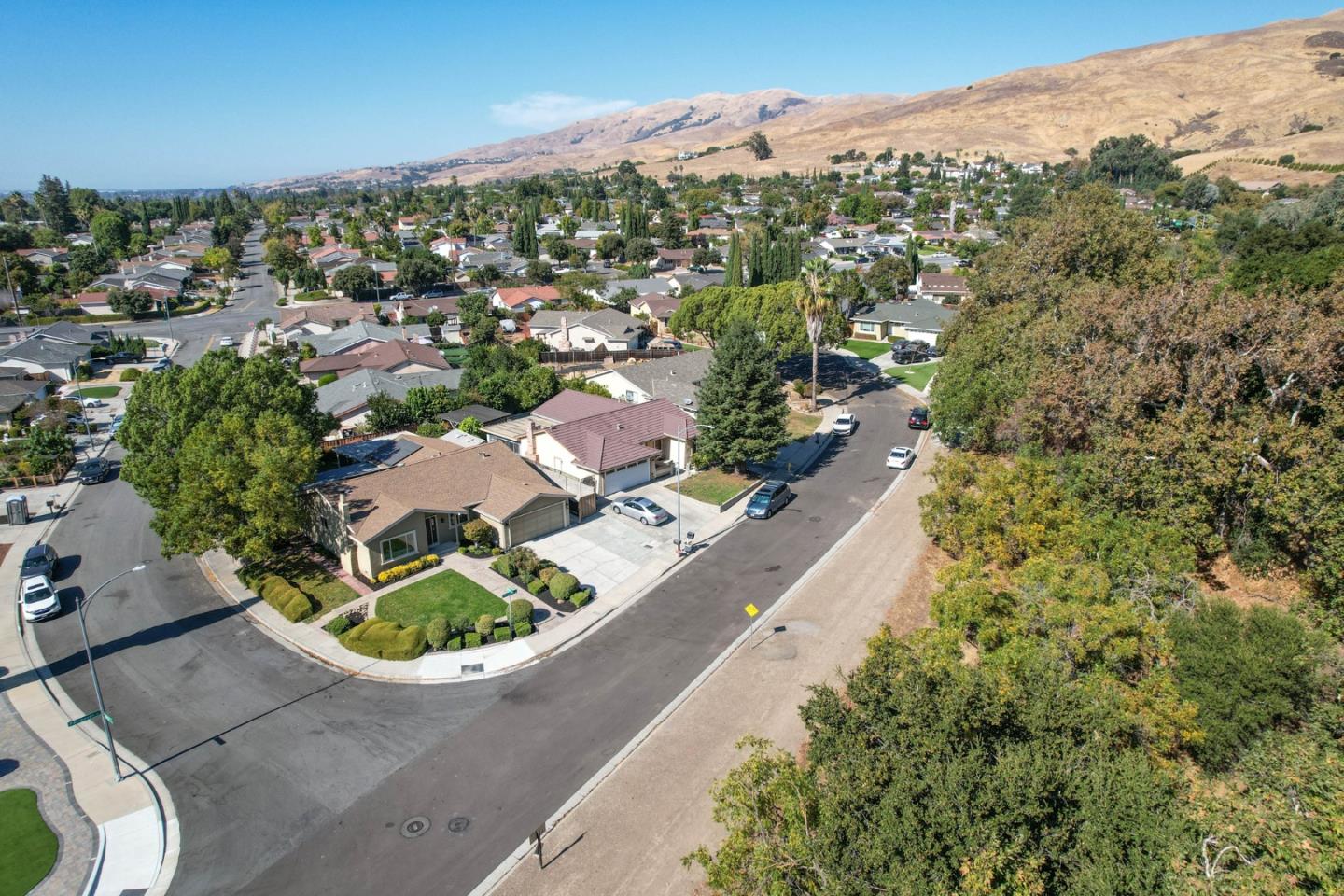 Detail Gallery Image 42 of 56 For 3319 Parkhaven Ct, San Jose,  CA 95132 - 4 Beds | 2 Baths