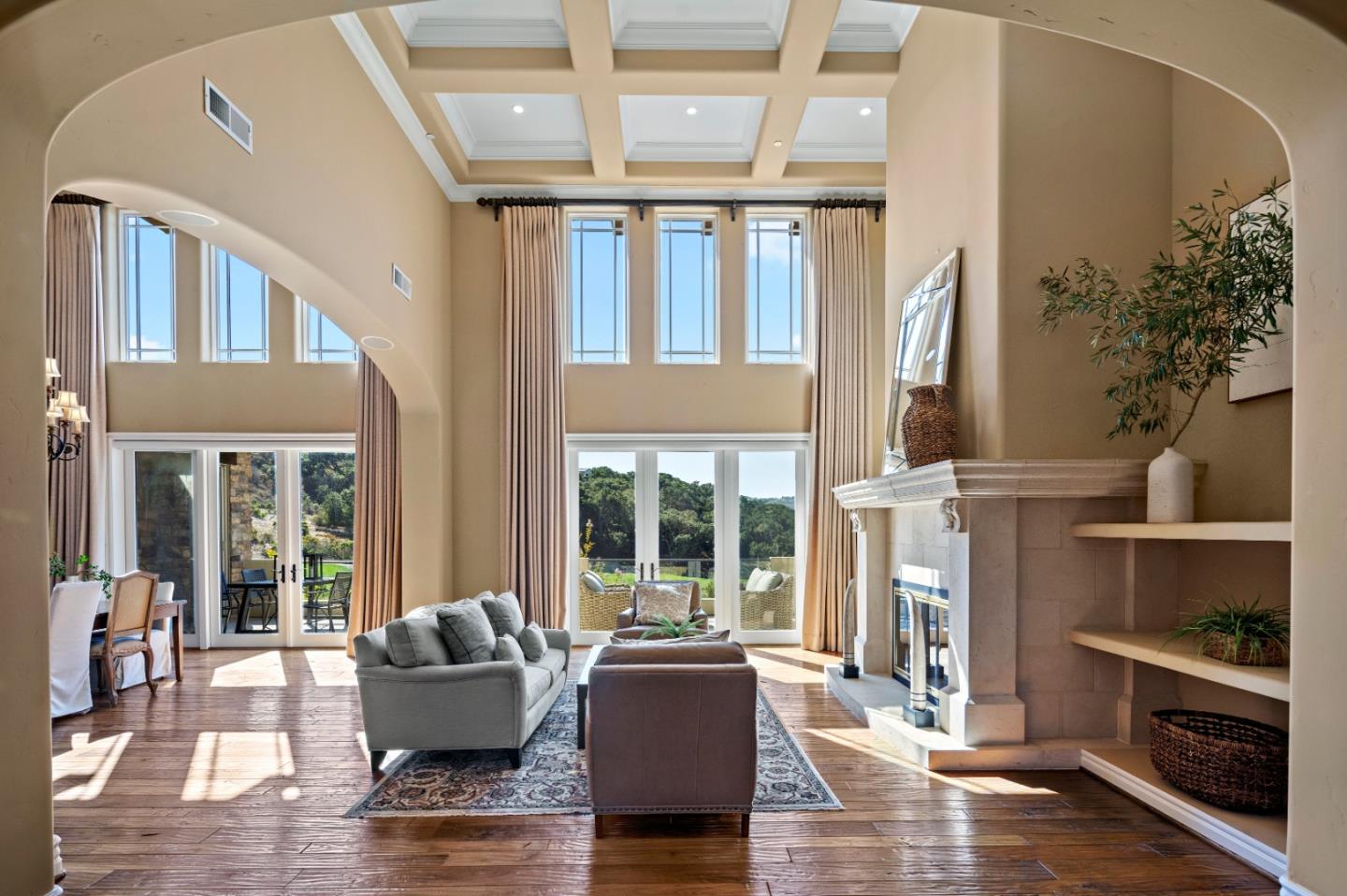 Detail Gallery Image 6 of 50 For 610 Belavida Rd, Monterey,  CA 93940 - 5 Beds | 5/2 Baths