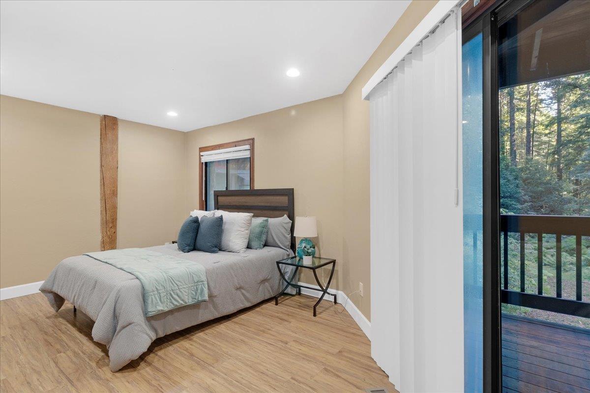 Detail Gallery Image 23 of 67 For 2727 Smith Grade, Santa Cruz,  CA 95060 - 3 Beds | 3/1 Baths