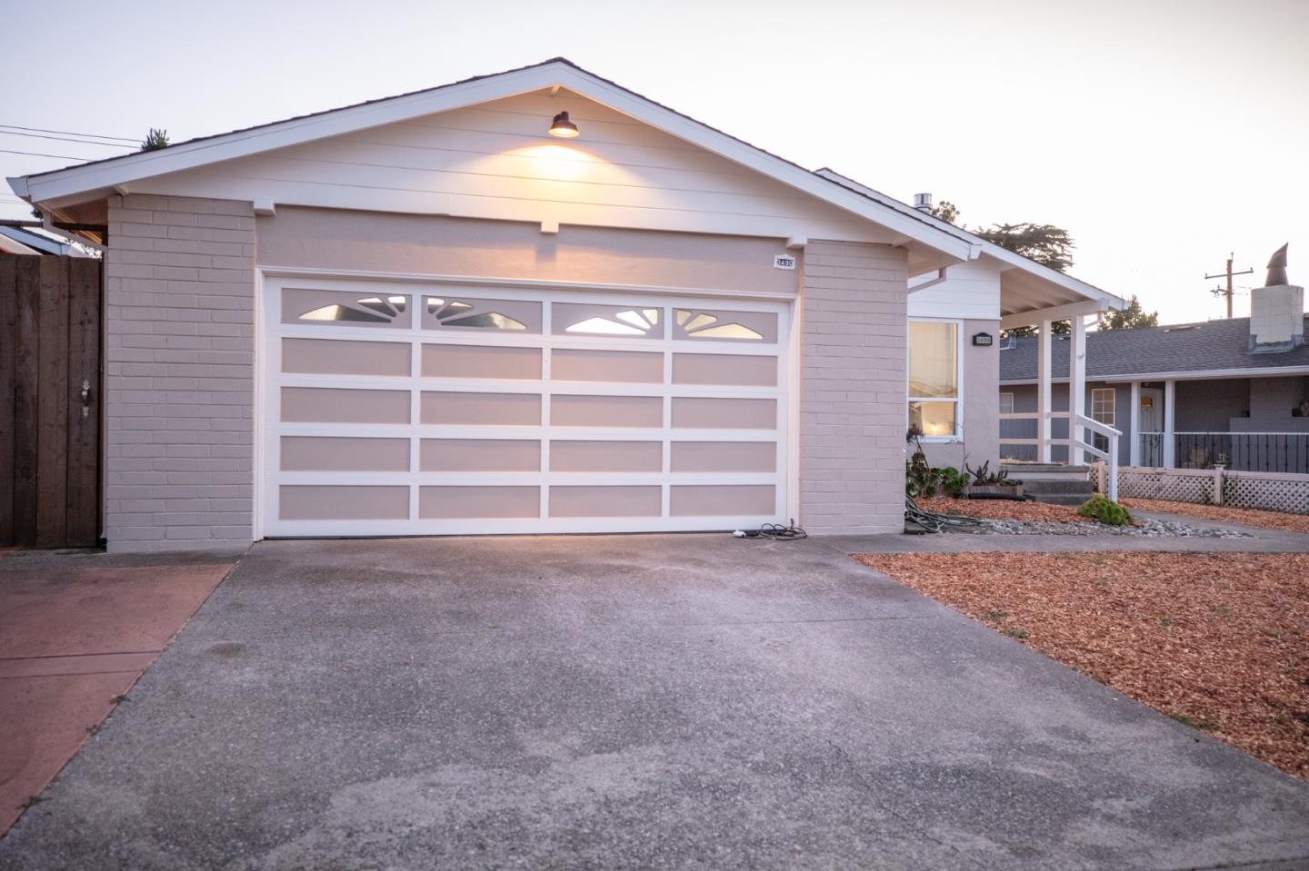 Detail Gallery Image 1 of 27 For 3490 Longview Dr, San Bruno,  CA 94066 - 3 Beds | 2 Baths