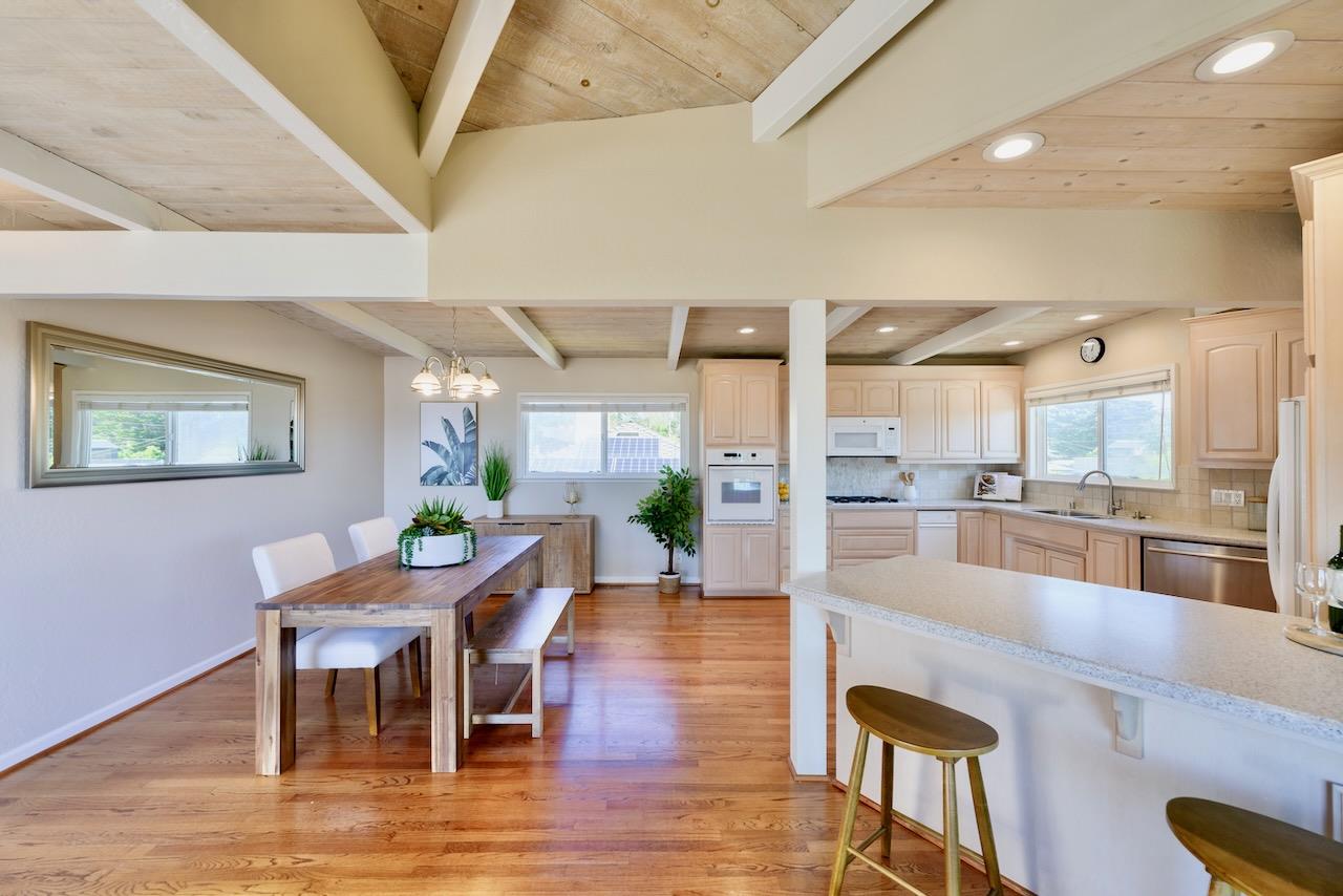 Detail Gallery Image 3 of 79 For 105 Granada Dr, Aptos,  CA 95003 - 3 Beds | 2 Baths