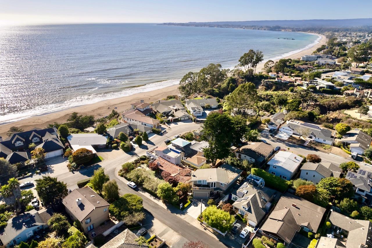 Detail Gallery Image 71 of 79 For 105 Granada Dr, Aptos,  CA 95003 - 3 Beds | 2 Baths