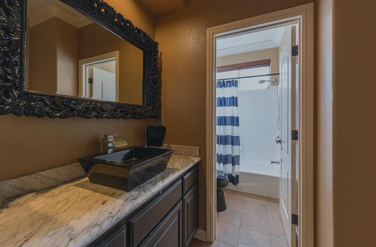 Detail Gallery Image 24 of 53 For 27151 Prestancia Way, Salinas,  CA 93908 - 5 Beds | 4 Baths