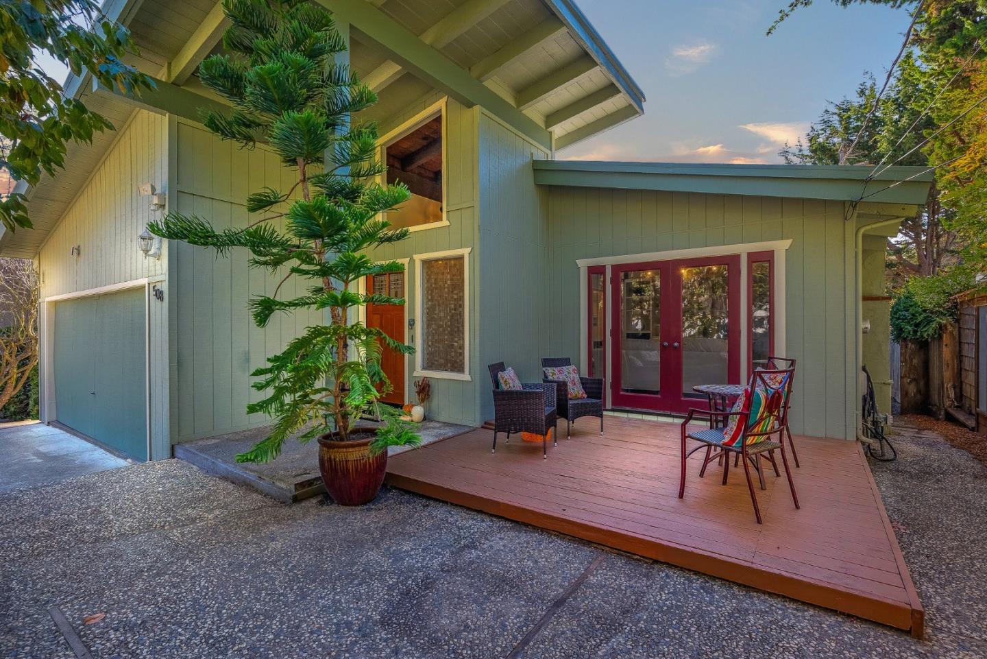 Detail Gallery Image 1 of 40 For 508 Humes Ave, Aptos,  CA 95003 - 3 Beds | 2 Baths