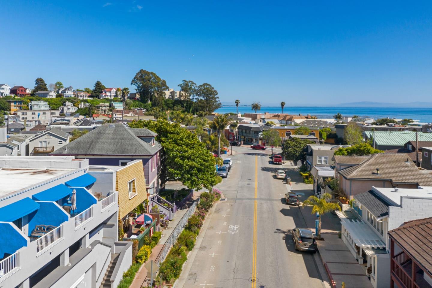 Detail Gallery Image 55 of 59 For 202-204 Hollister Ave, Capitola,  CA 95010 - 4 Beds | 2 Baths