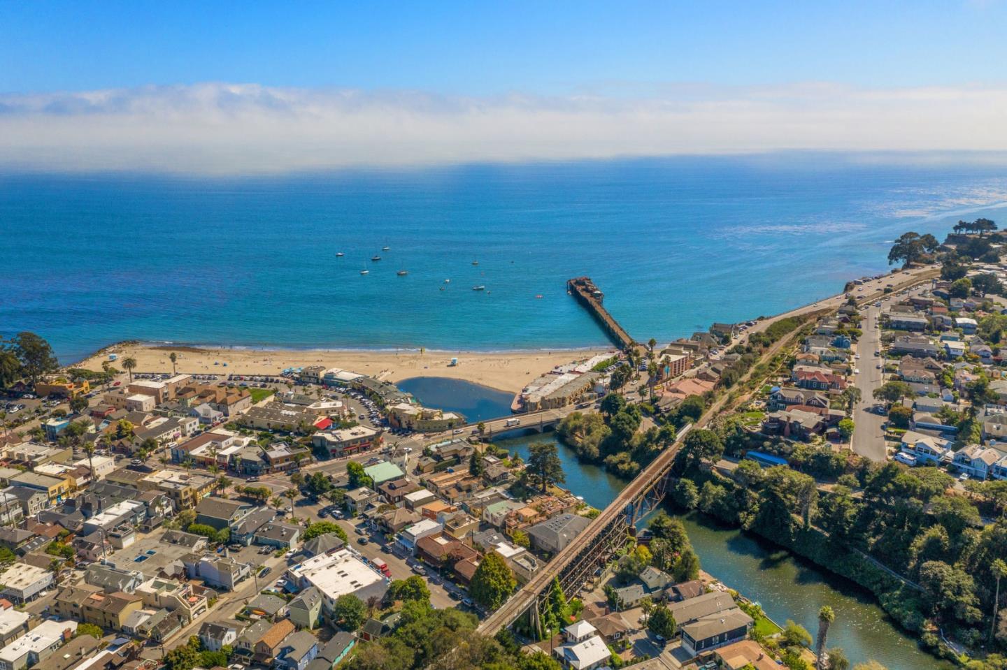 Detail Gallery Image 58 of 59 For 202-204 Hollister Ave, Capitola,  CA 95010 - 4 Beds | 2 Baths