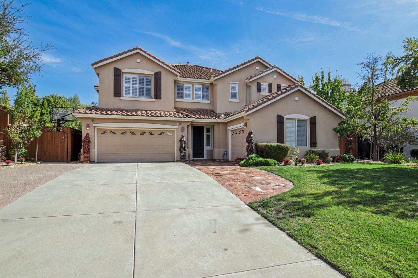 Detail Gallery Image 81 of 107 For 2684 Gayley Pl, San Jose,  CA 95135 - 5 Beds | 4/1 Baths