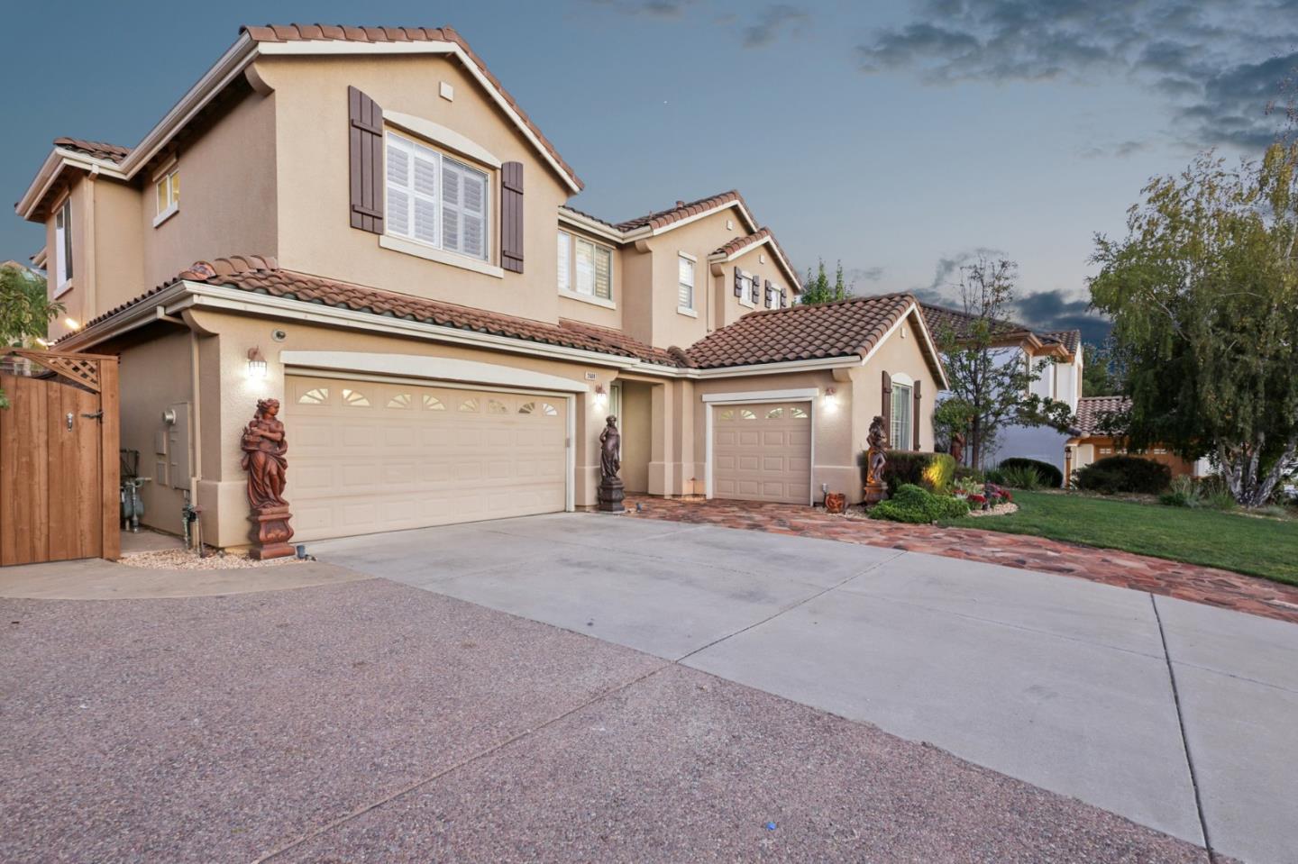 Detail Gallery Image 88 of 107 For 2684 Gayley Pl, San Jose,  CA 95135 - 5 Beds | 4/1 Baths