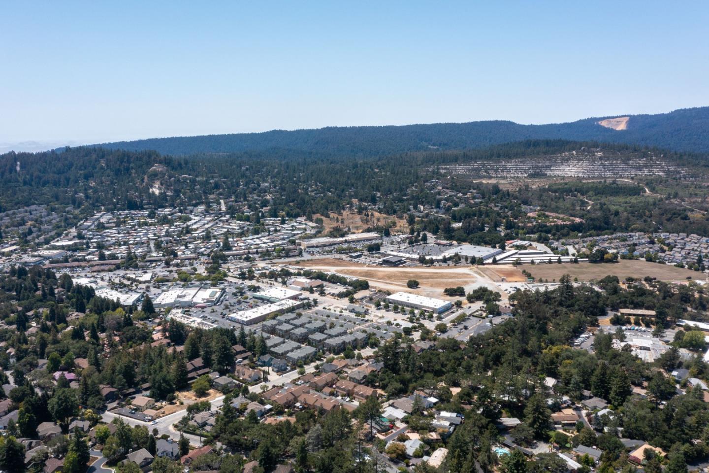 Detail Gallery Image 30 of 39 For 106 Bluebonnet Ln #1,  Scotts Valley,  CA 95066 - 3 Beds | 2/1 Baths