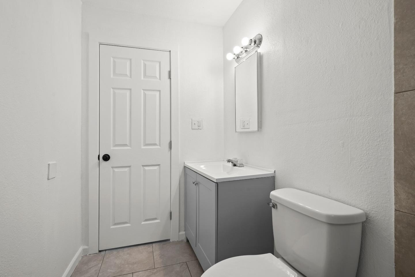 Detail Gallery Image 22 of 26 For 2687 Altos Ave, Sacramento,  CA 95815 - – Beds | – Baths