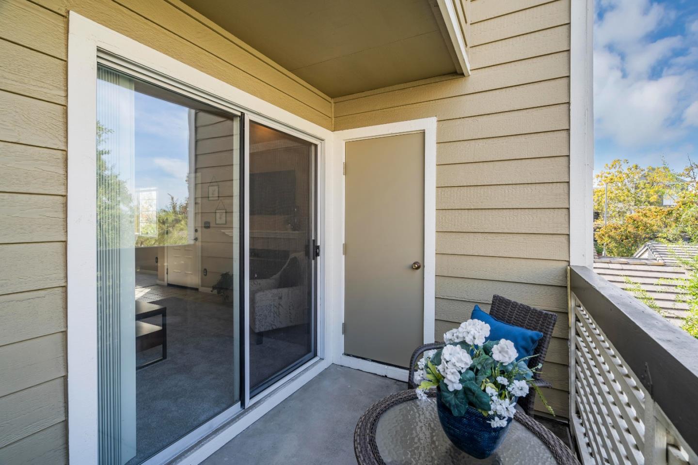 Detail Gallery Image 19 of 24 For 5928 Bridgeport Lake Way, San Jose,  CA 95123 - 1 Beds | 1 Baths