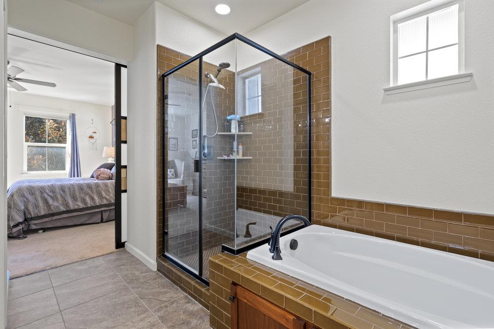 Detail Gallery Image 23 of 33 For 545 Heligan Ln #4,  Livermore,  CA 94551 - 3 Beds | 2 Baths