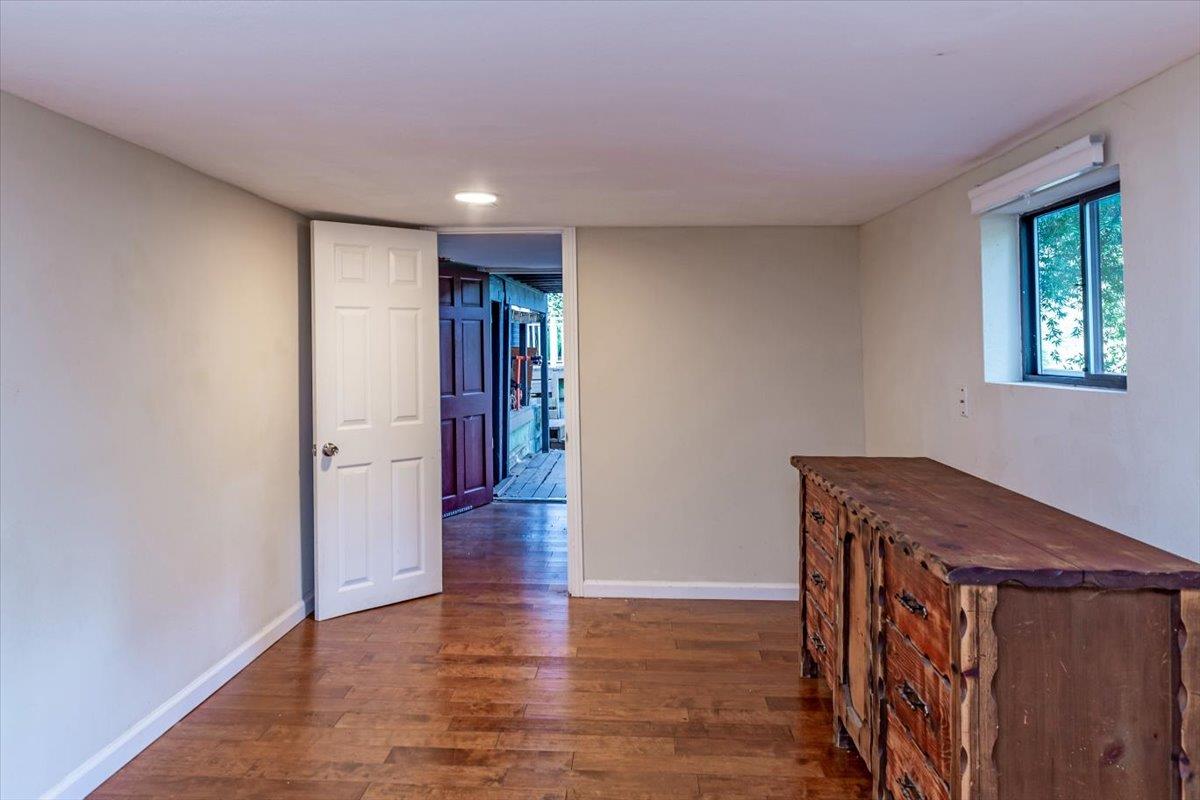 Detail Gallery Image 15 of 43 For 21440 Shady Ln, Los Gatos,  CA 95033 - 3 Beds | 2 Baths