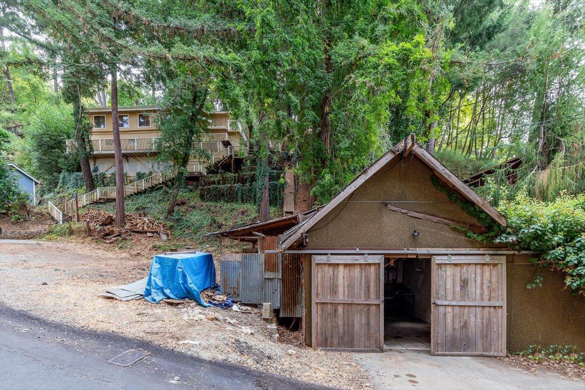 Detail Gallery Image 32 of 43 For 21440 Shady Ln, Los Gatos,  CA 95033 - 3 Beds | 2 Baths