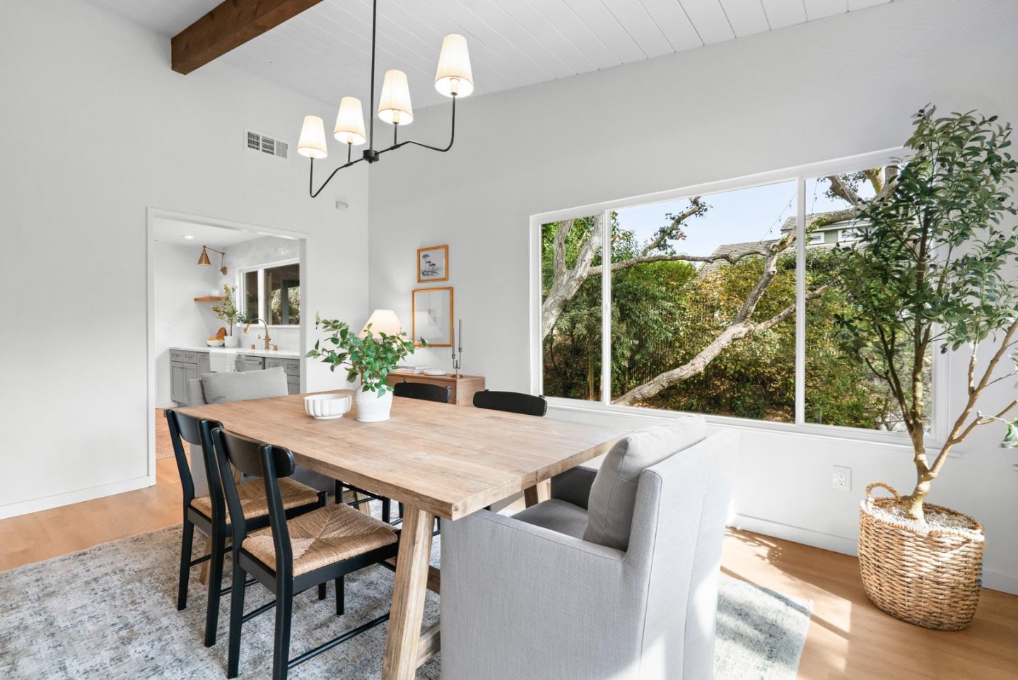 Detail Gallery Image 11 of 35 For 534 Robin Dr, Aptos,  CA 95003 - 3 Beds | 2 Baths