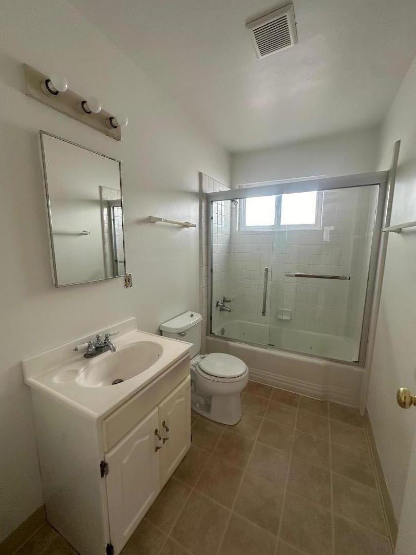 Detail Gallery Image 6 of 7 For 4870 Topaz St a,  Capitola,  CA 95010 - 2 Beds | 1 Baths