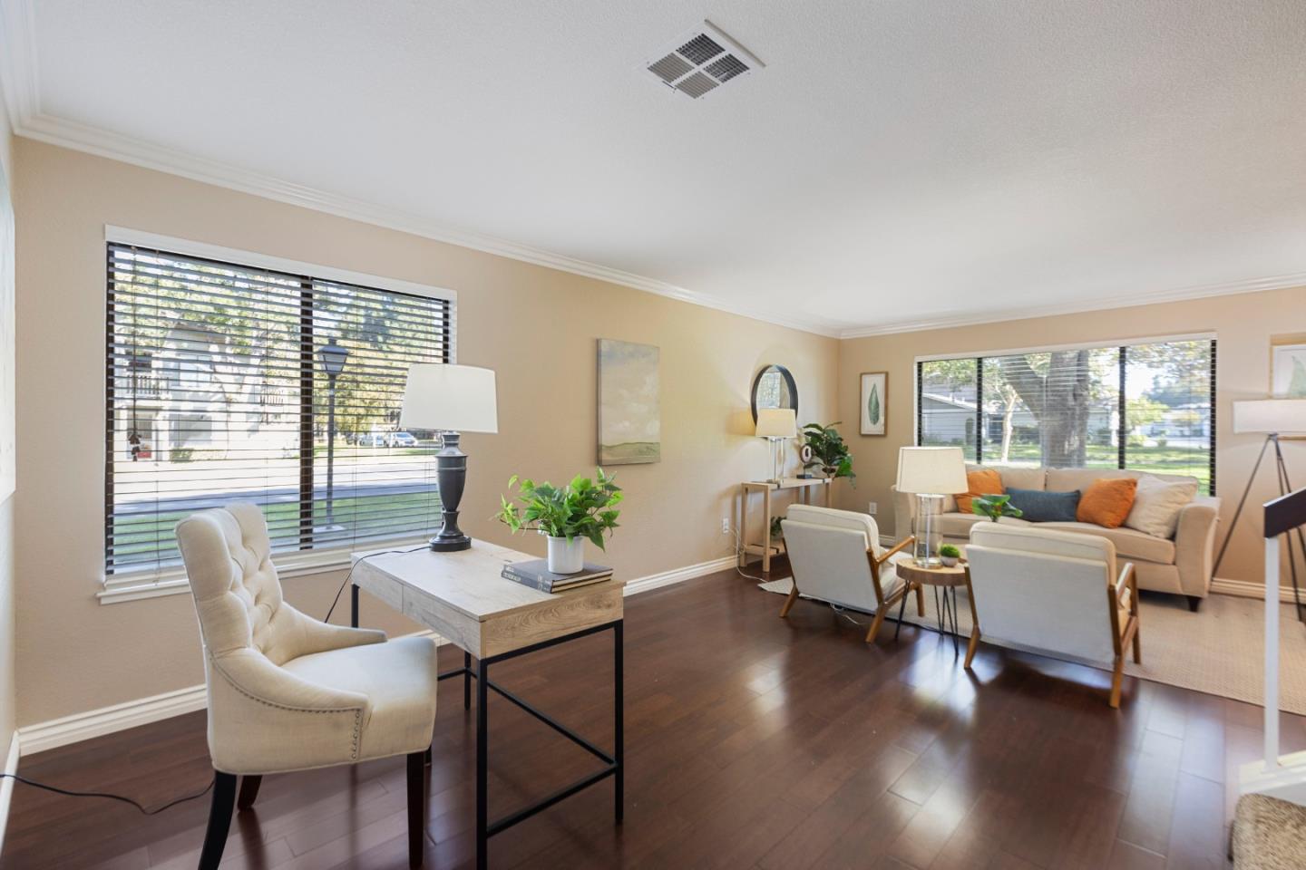 Detail Gallery Image 10 of 39 For 4964 Flat Rock Cir, San Jose,  CA 95136 - 3 Beds | 2/1 Baths