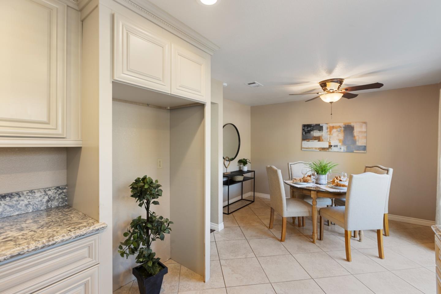 Detail Gallery Image 20 of 39 For 4964 Flat Rock Cir, San Jose,  CA 95136 - 3 Beds | 2/1 Baths