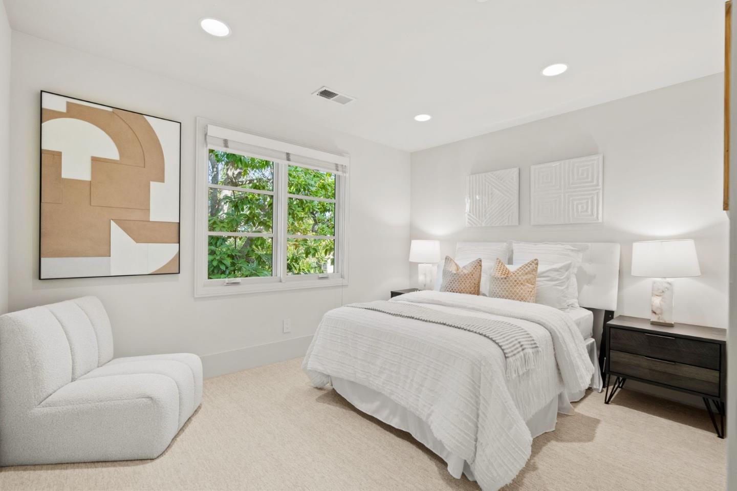 Detail Gallery Image 17 of 32 For 956 California St, Mountain View,  CA 94041 - 3 Beds | 2/1 Baths