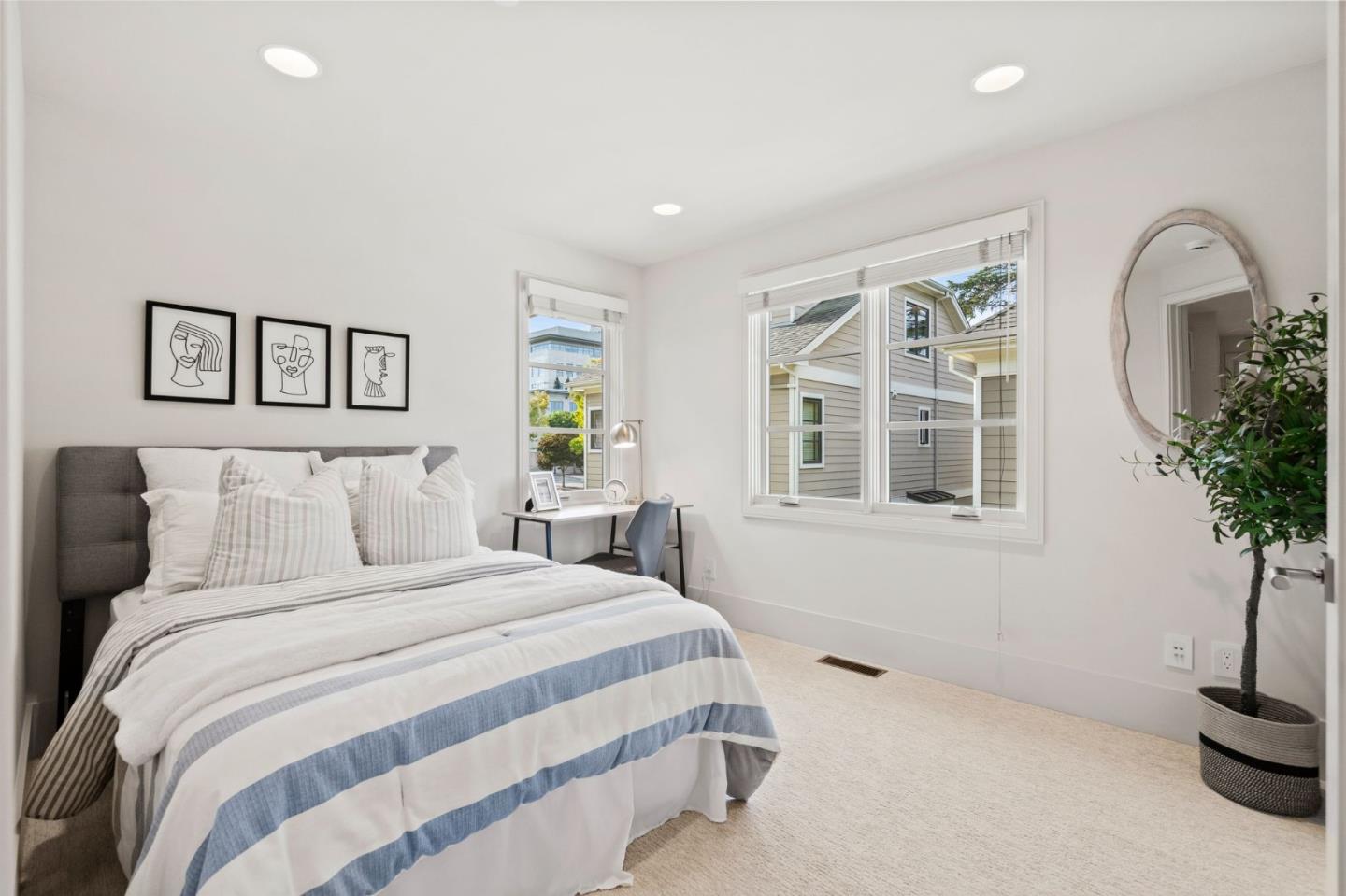 Detail Gallery Image 18 of 32 For 956 California St, Mountain View,  CA 94041 - 3 Beds | 2/1 Baths