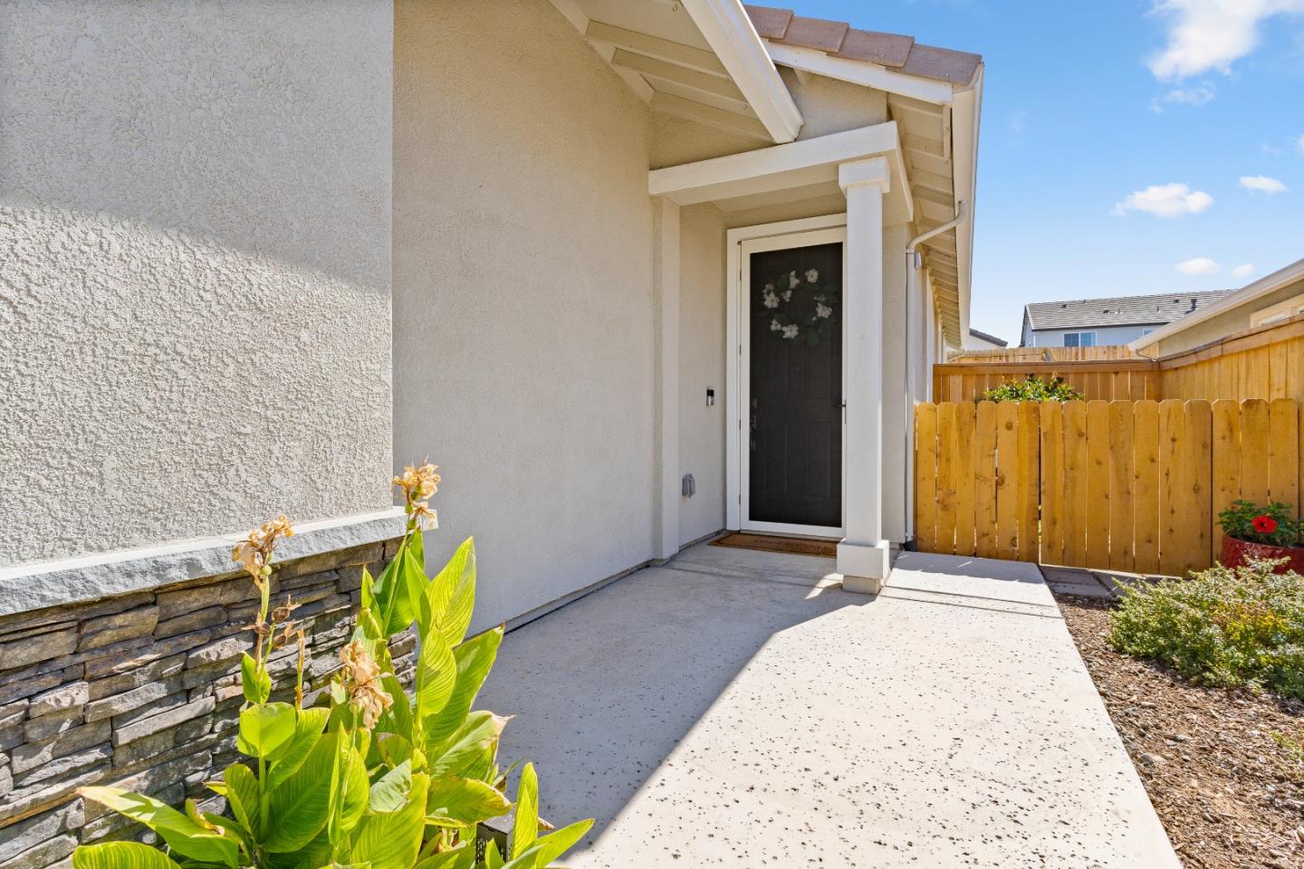 Detail Gallery Image 27 of 36 For 711 Coronado Ct, Lincoln,  CA 95648 - 3 Beds | 2 Baths