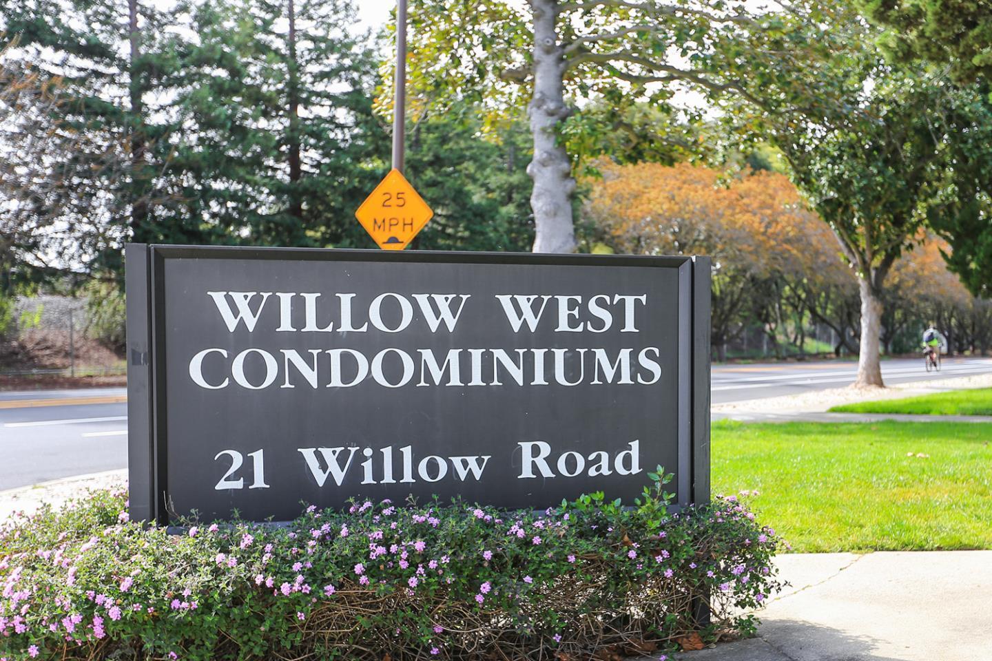 Browse active condo listings in WILLOW WEST